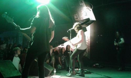 Tyler Bryant & The Shakedown