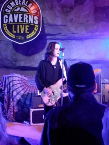 Tyler Bryant & The Shakedown