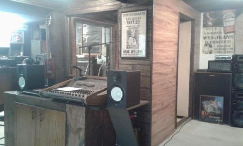 MCM-DFP Studio